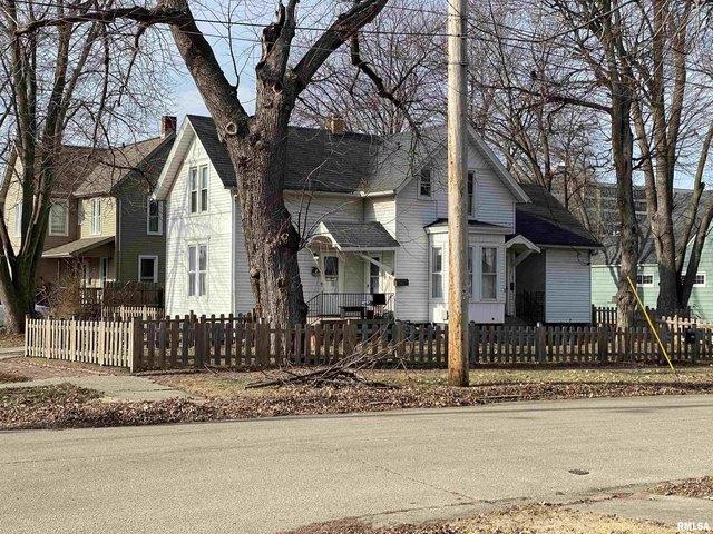 House for sale in Fulton, Illinois