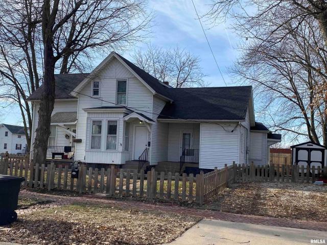 House for sale in Fulton, Illinois