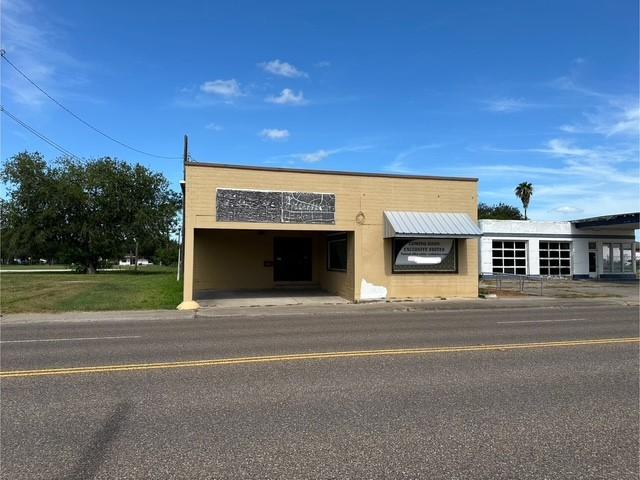 Commercial for sale in Kingsville