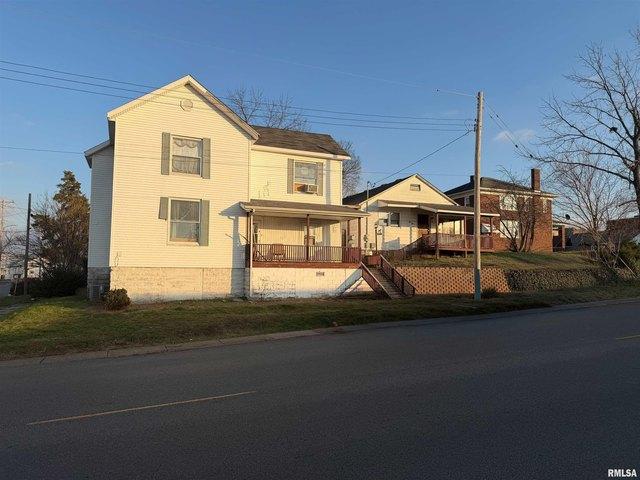 House for sale in Harrisburg, Illinois