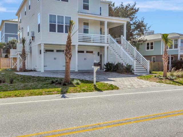 House for sale in Isle Of Palms, South Carolina