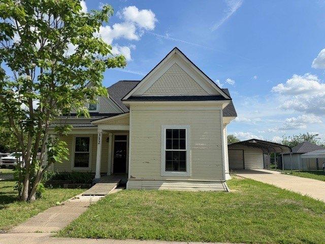 House for sale in Ellis, Texas