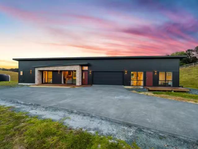 House for sale in Kawau Island