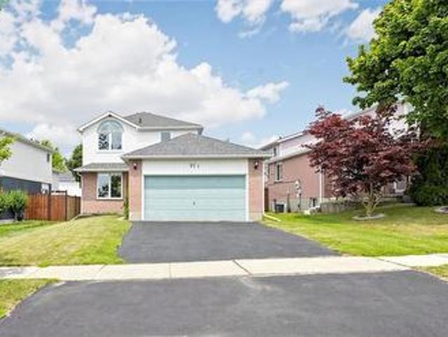 House for sale in Country Hills West, Kitchener