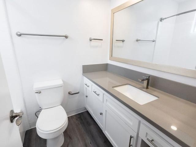 Apartment for rent in Canoga Park, California