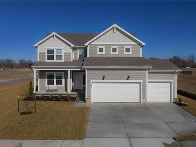 House for sale in Blue Springs, Missouri