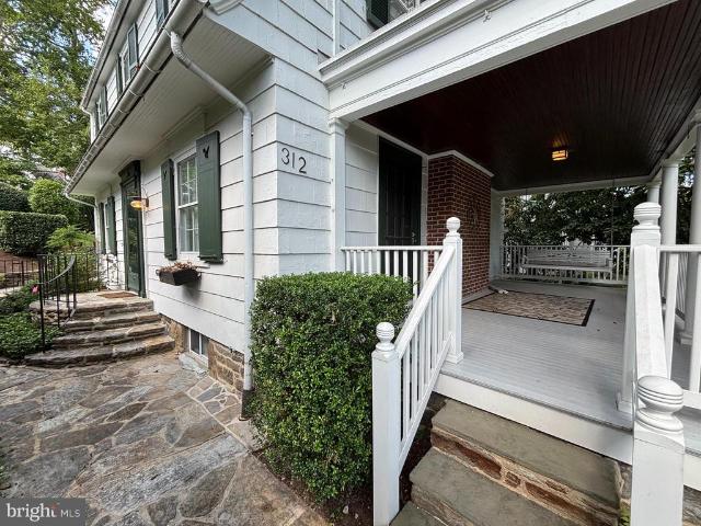 House for sale in Gibsonton, Maryland