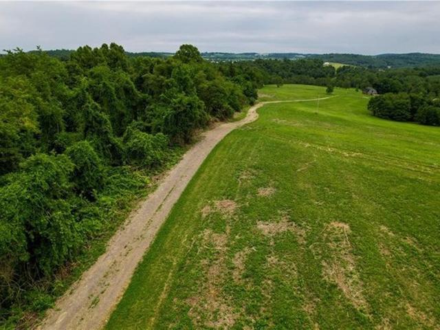 Farm for sale in Burgettstown, Pennsylvania