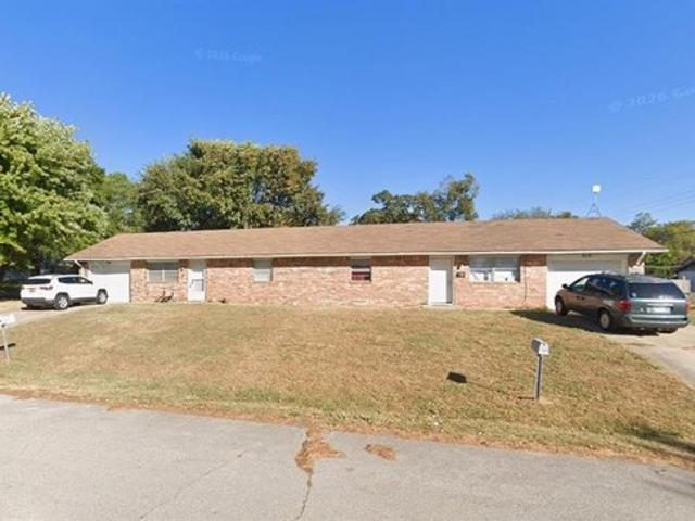 House for sale in Shawnee, Pottawatomie County