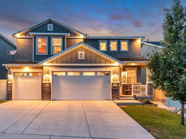 House for sale in Saratoga Springs, Utah