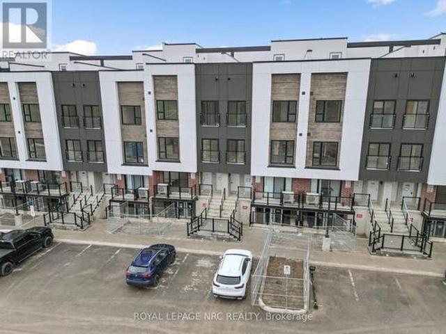 Townhouse for sale in Niagara, Ontario
