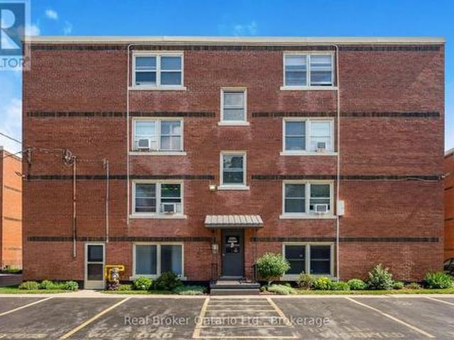 Condo for sale in Raleigh, Hamilton