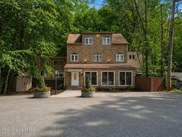 House for sale in Dingmans Ferry, Pennsylvania