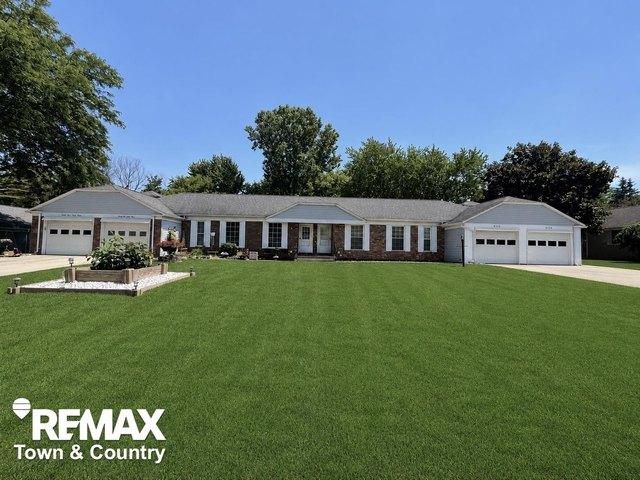 Townhouse for sale in Flushing, Michigan