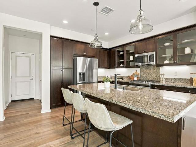 Townhouse for sale in Temecula Creek Village, Temecula