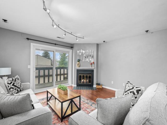 Condo for sale in Moline, Illinois