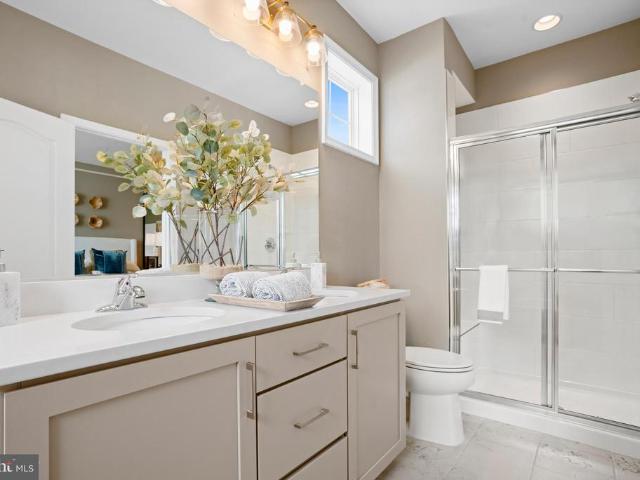 Condo for sale in Winchester