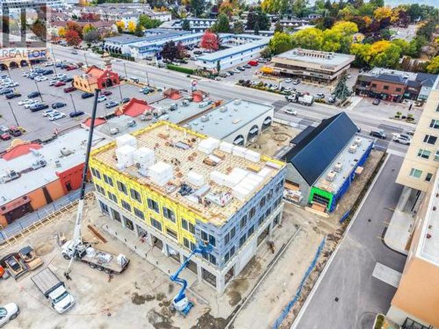 Commercial for rent in Pandosy, Kelowna