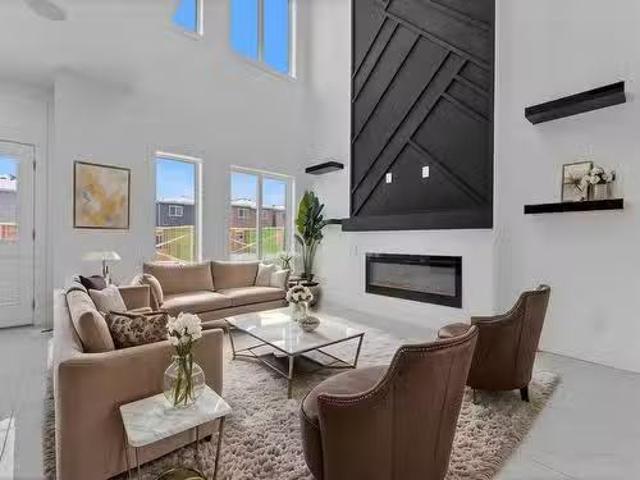 House for sale in Wedgewood, Alberta