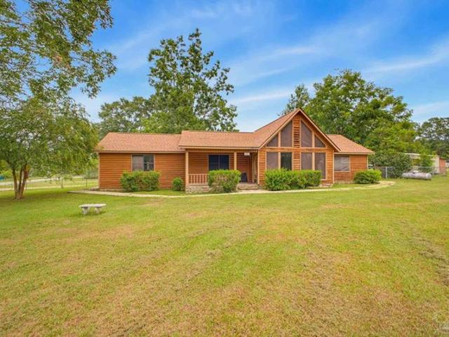House for sale in Flomaton, Alabama