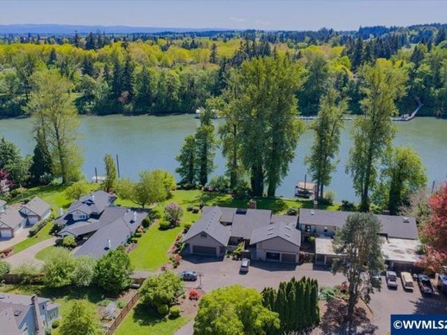 Townhouse for sale in Wilsonville, Clackamas County
