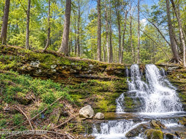 House for sale in Dingmans Ferry, Pennsylvania