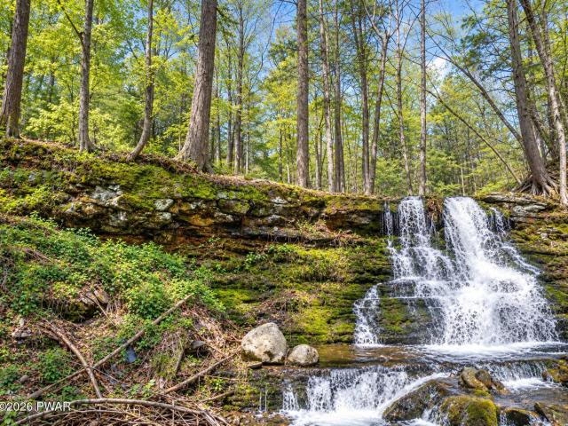 House for sale in Dingmans Ferry, Pennsylvania