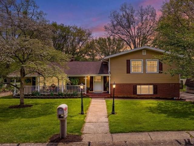 House for sale in Summit, Ohio
