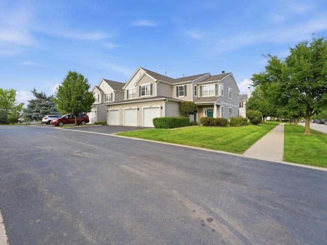 Property for rent in Lindenhurst, Illinois