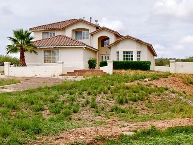 House for sale in Nogales, Arizona