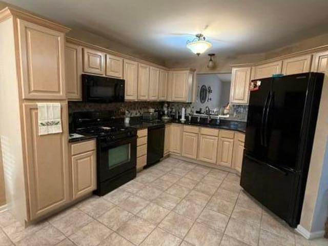 Townhouse for sale in Schererville, Indiana