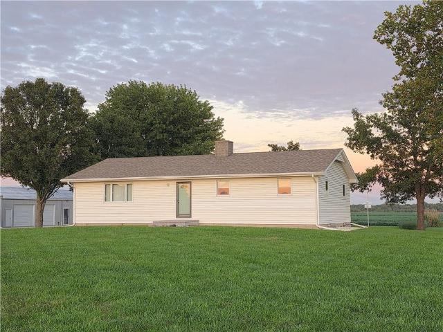 House for sale in Garnett, Anderson County