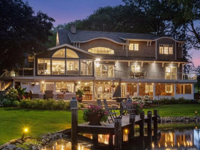 House for sale in Hennepin, Minnesota