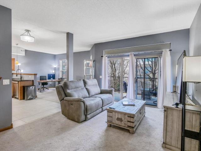 Condo for sale in Rolling Meadows, Illinois