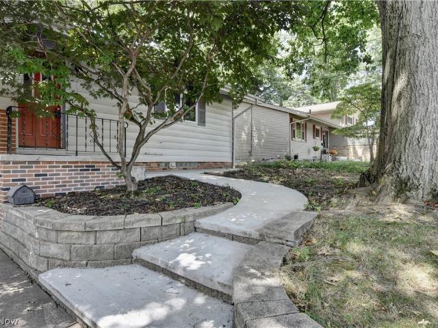House for sale in Summit, Ohio