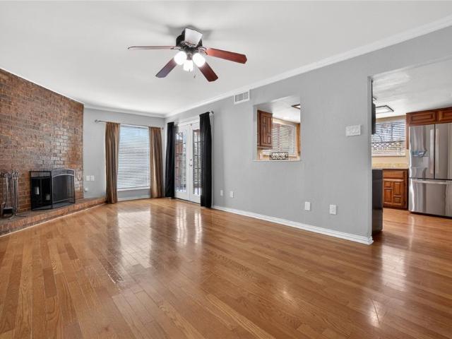 Condo for sale in Farmers Branch, Texas