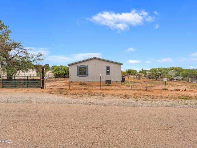 House for sale in Cochise, Arizona