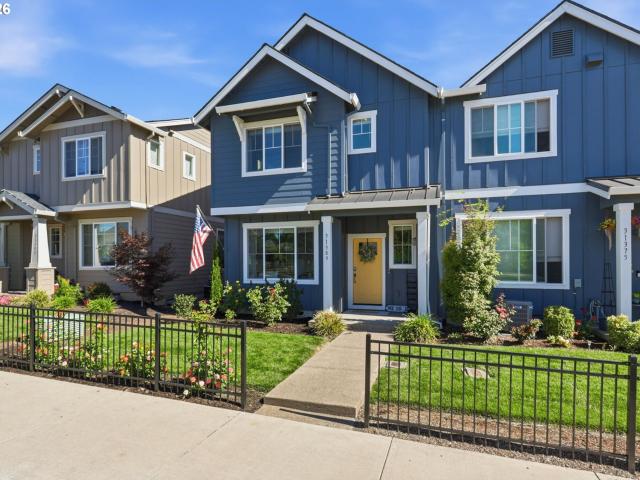 Townhouse for sale in Oregonia