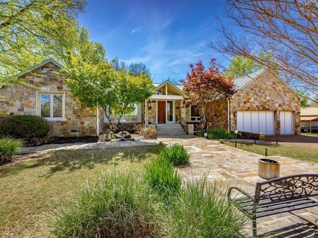 House for sale in Ark