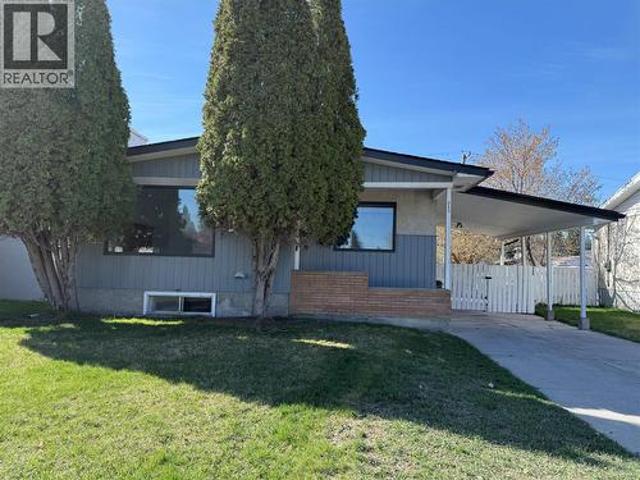 House for sale in Cranbrook, British Columbia
