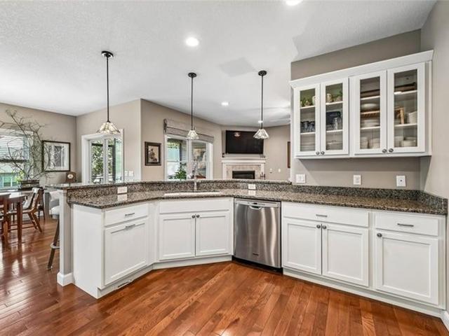 Condo for sale in Linn, Iowa