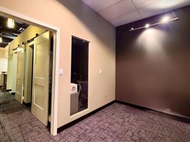 Office for sale in Woburn, Ontario