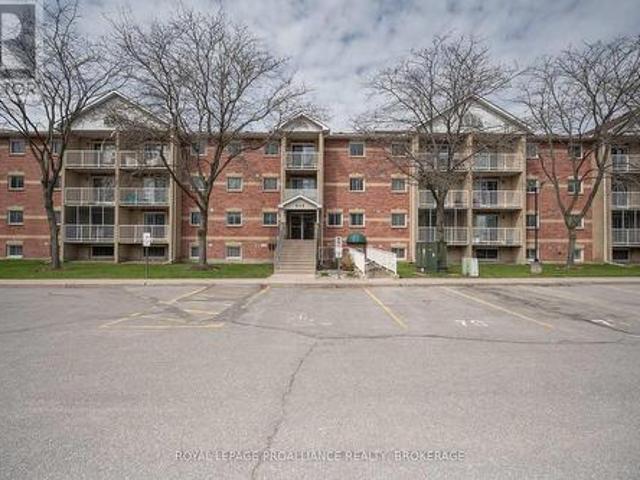 Condo for sale in Kingston, Ontario