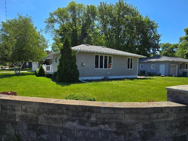 House for sale in Emmons, Minnesota