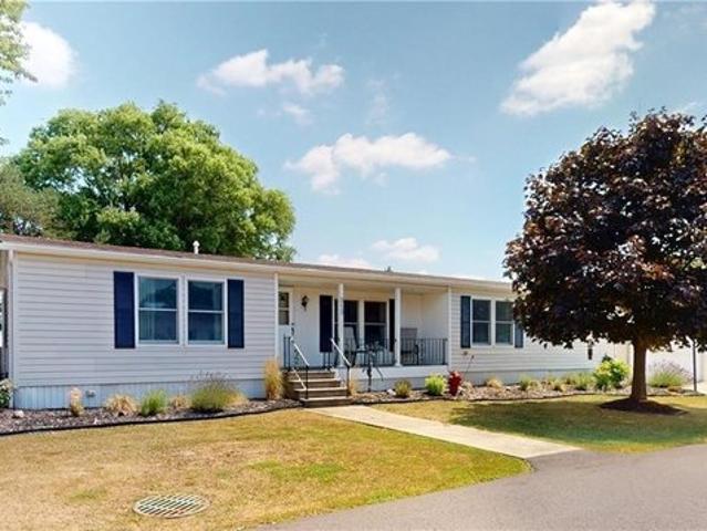 House for sale in Niagara, New York