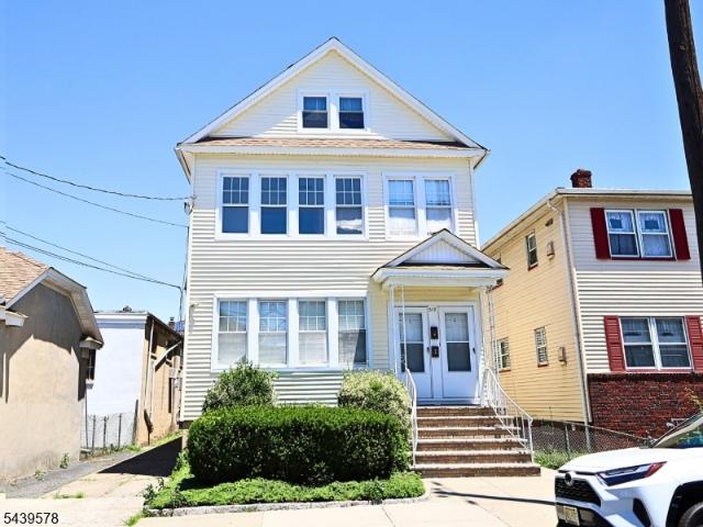 House for sale in Linden, New Jersey