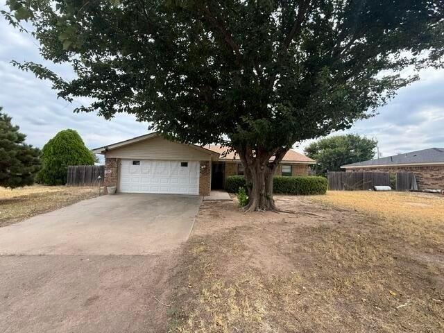 House for sale in Fritch, Hutchinson County