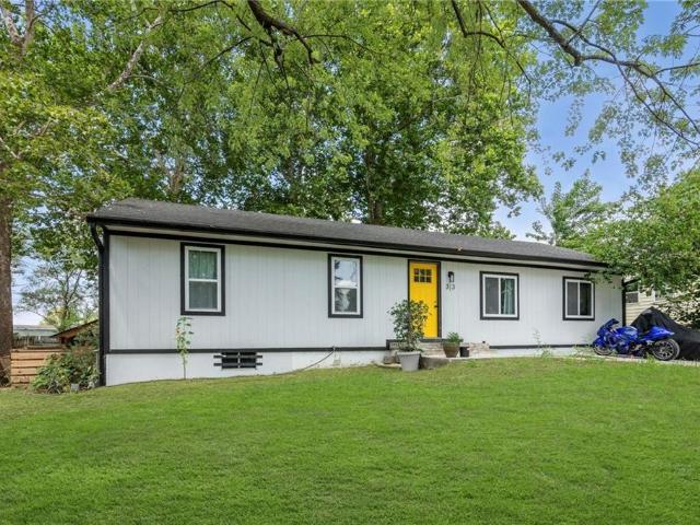 House for sale in Pleasant Hill