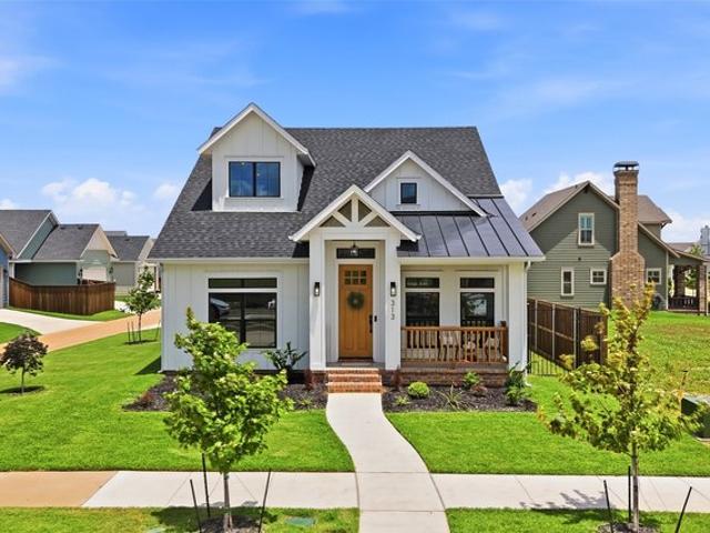 House for sale in Ellis, Texas