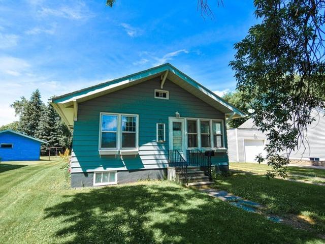 House for sale in Warren, Minnesota